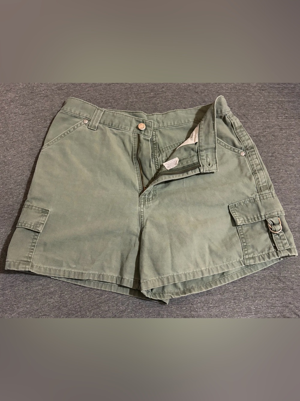 Vintage 1990’s Riveted by Lee Olive Green Utility Cargo Shorts